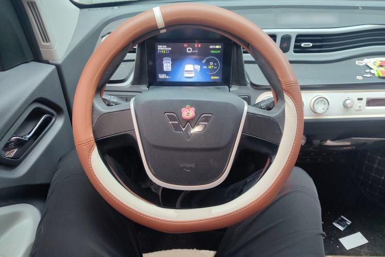 Used Wuling Hongguang MINIEV 2021 Macaron Premium Model – Lithium Iron Phosphate
