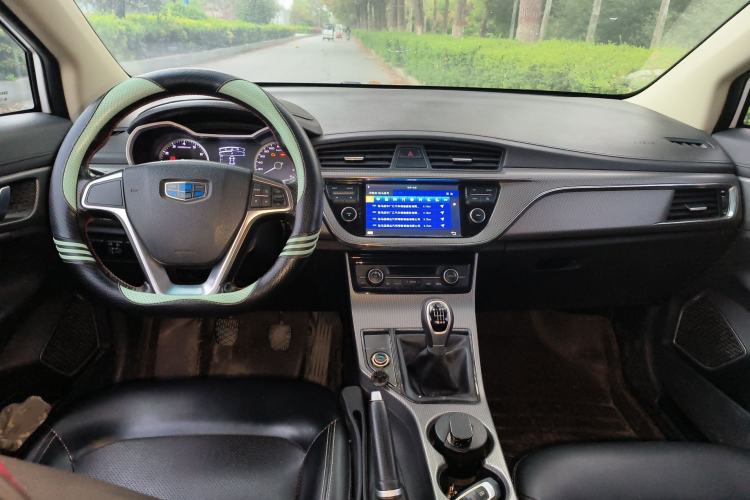 Used Geely Auto Emgrand GS 2016 Elegant Edition 1.3T Manual LingShang Model Interior 2