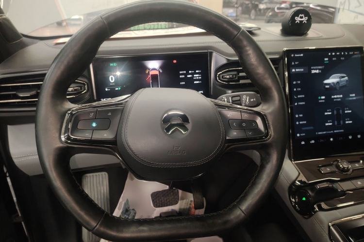 Used Nio ES8 2020 415 KM Signature Edition 7-Seater Version
