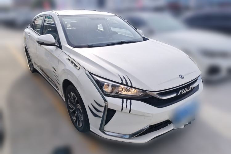 Used Dongfeng Aeolus Yixuan 2021 230T Automatic ZuiFeng Edition Front Right 45 Deg