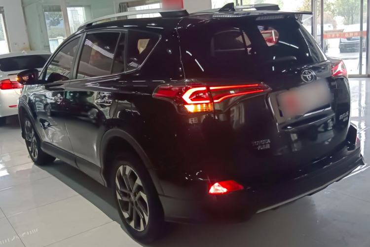 Used Toyota RAV4 2016 2.5L Automatic 4x4 Elite Edition