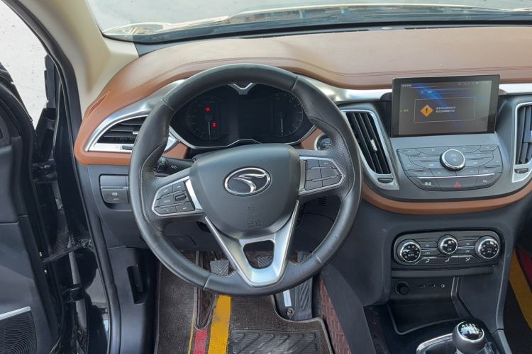 Used Soueast DX7 2015 1.5T Manual Luxury Model
