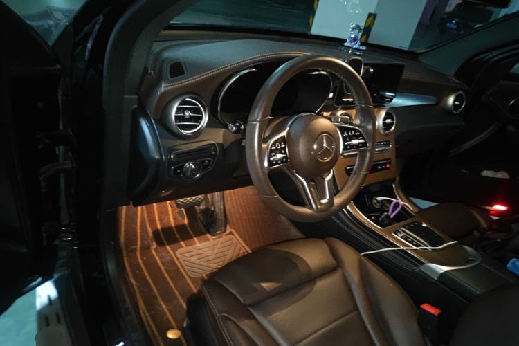 Used Mercedes-Benz GLC 2020 Facelift GLC 300 L 4MATIC Dynamic Edition