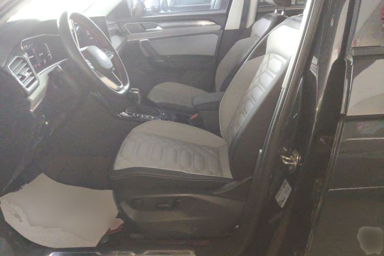 Used Volkswagen Tayron 2024 300TSI Two-Wheel-Drive Luxury Plus Advanced Version Left Front Seat