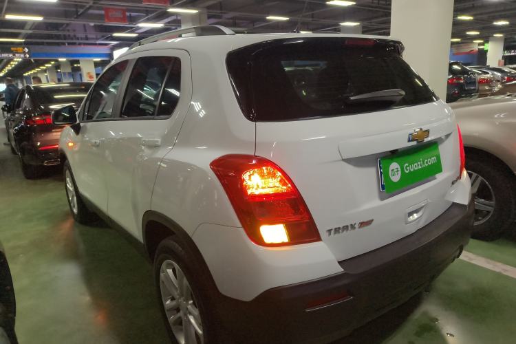 Used Chevrolet Trax 2016 1.4T Automatic Two-Wheel Drive Comfort Version with Sunroof Exterior 2