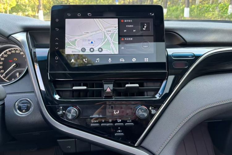 Used Toyota Camry 2023 2.0G Luxury Edition Interior 5