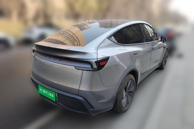 Used Tesla Model Y 2025 Rear-Wheel-Drive Version