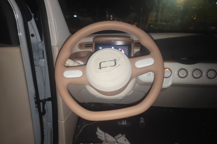 Used Bestune Pony 2026 222km Colorful Horse Steering Wheel
