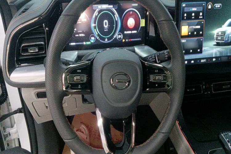 Used GAC Trumpchi GS8 2022 Dual-Engine Series 2.0TM Two-Wheel Drive Prestige Edition (7 Seats)
