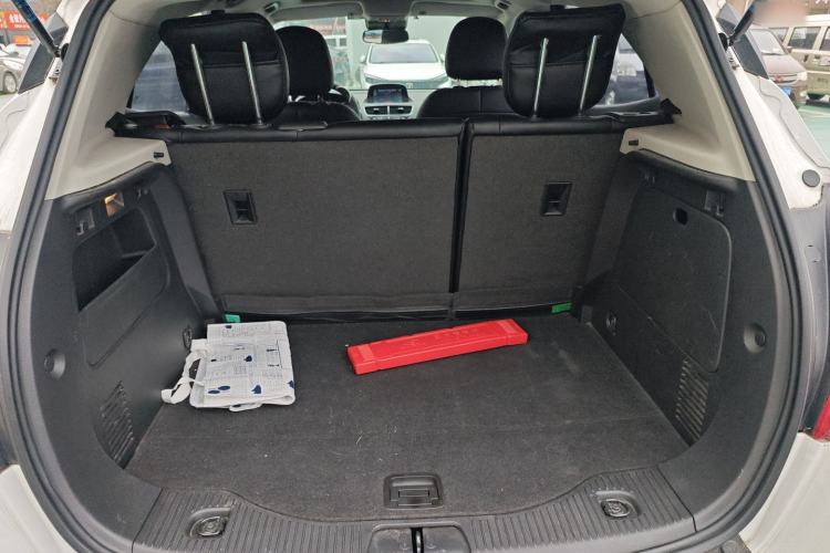 Used Buick Encore 2014 1.4T Automatic Two-Wheel Drive Urban Elite Model Trunk