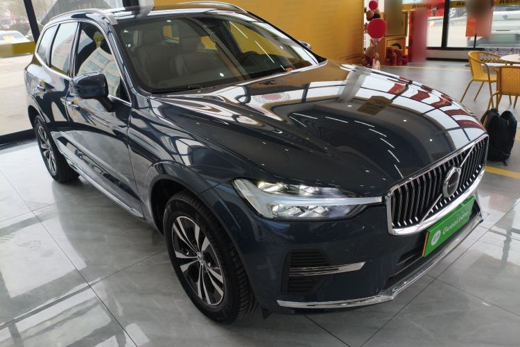 Used Volvo XC60 2025 B5 4x4 Smart Luxury Edition
