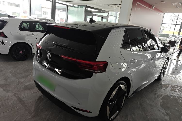 Used Volkswagen ID.3 2023 Upgraded Version Smart Intelligence Edition Rear Right 45 Deg