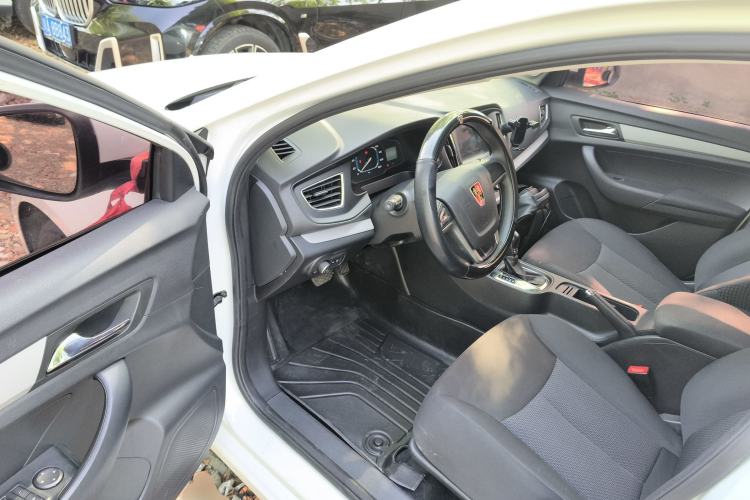 Used Roewe 360 2016 1.5L Automatic Smart Screen Version Driver Seat