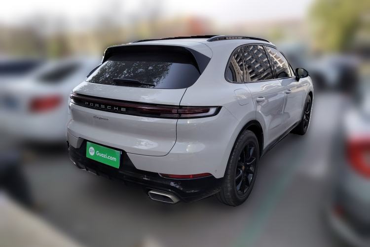 Used Porsche Cayenne 2024 Cayenne 3.0T Rear Right 45 Deg