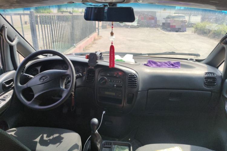 Used JAC Group Refine 2015 2.0L Shuttle Gasoline Long-Wheelbase Standard Version HFC4GA3-3D
