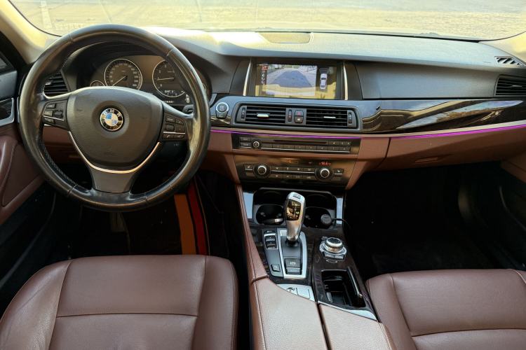Used BMW 5 Series 2017 525Li Leading Model
