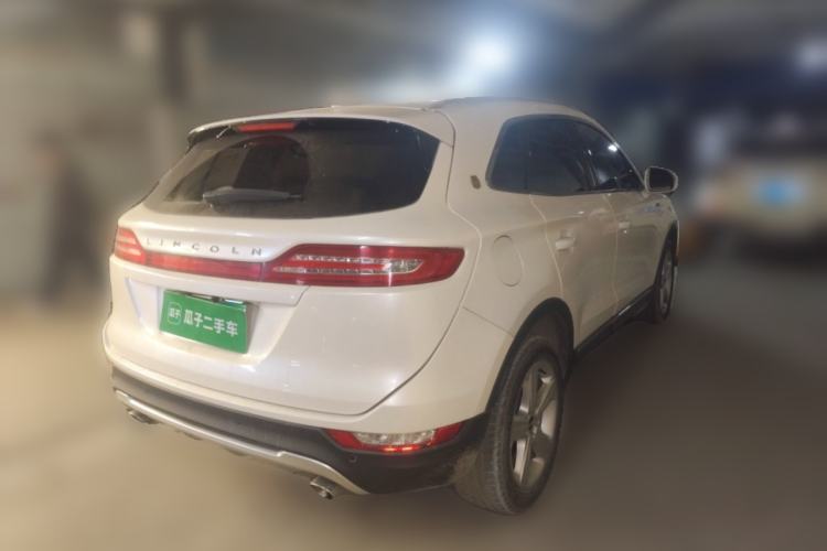 Used Lincoln MKC 2018 2.0T Two-Wheel Drive Deluxe Edition Rear Right 45 Deg