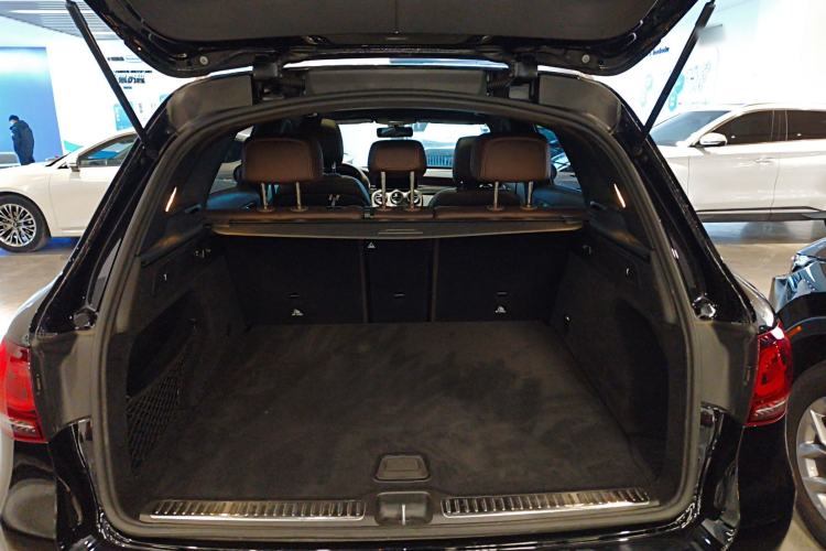 Used Mercedes-Benz GLC 2021 GLC 260 L 4MATIC Luxury Model