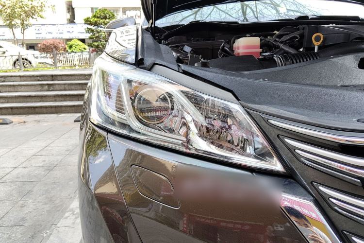 Used Toyota Crown 2015 2.0T Fashion Edition Right Front Headlight