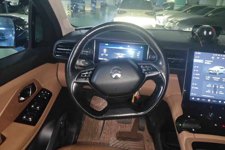 Used Nio ES8 2018 355 km Base Version 7-Seater Edition