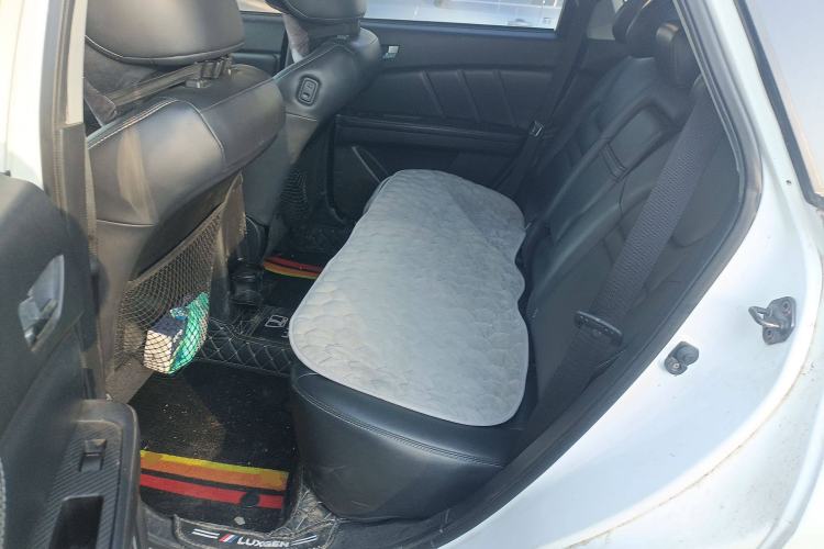 Used Luxgen U6 SUV 2015 1.8T ZhiZun Model