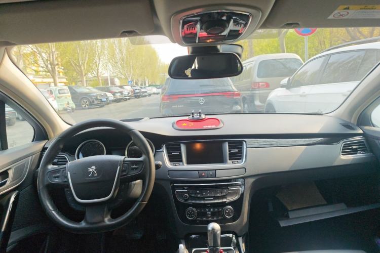 Used Peugeot 508 2013 2.3L 2nd Anniversary Edition Automatic Flagship Model Center Console