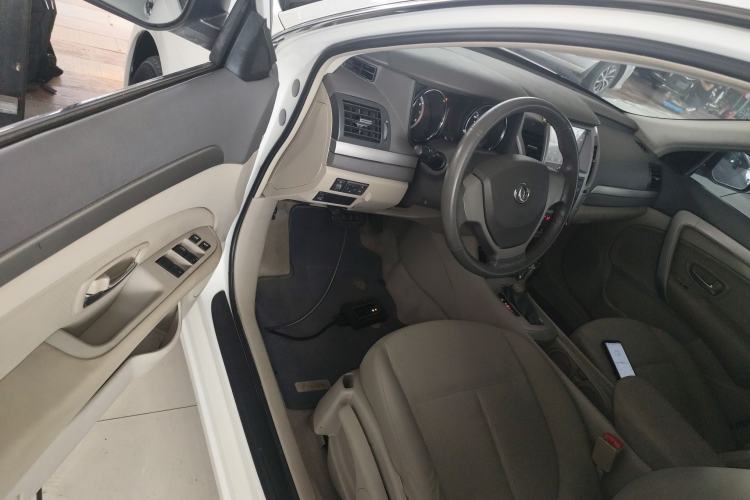 Used Dongfeng Aeolus A60 2014 1.6L Automatic Luxury Model