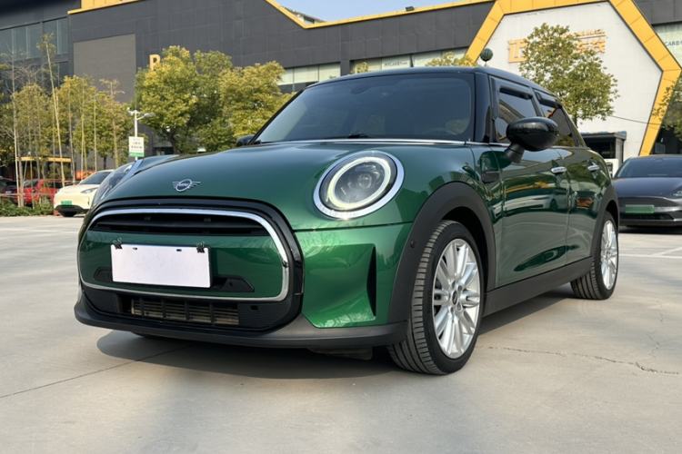 Used MINI 2022 Updated 1.5T COOPER Classic Edition Five-Door Version