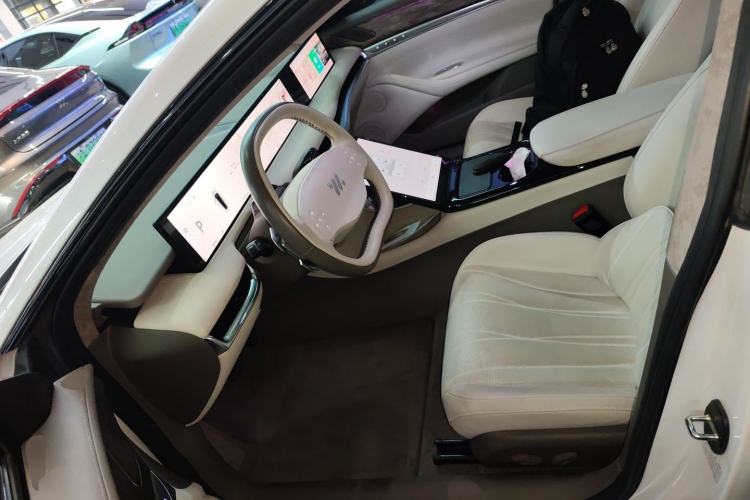 Used IM L7 2022 Dynamic Model
