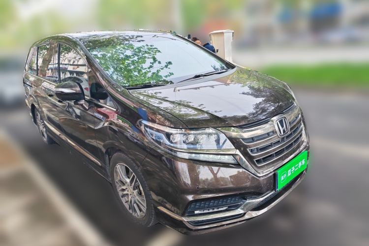 Used Honda Elysion 2019 2.0L Hybrid Supreme Edition Front Right 45 Deg