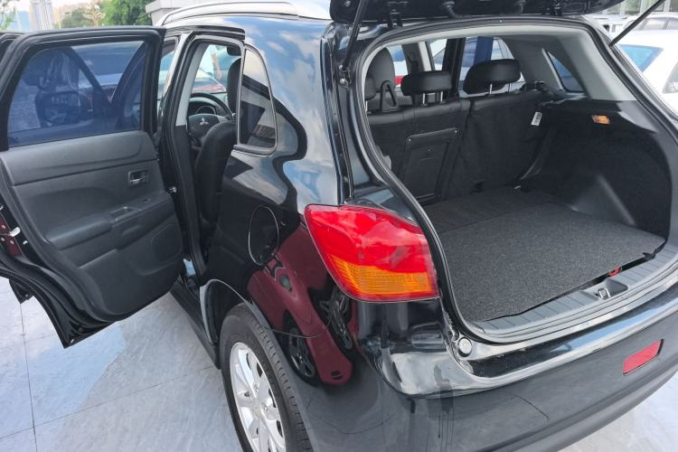 Used Mitsubishi ASX 2013 2.0L CVT Two-Wheel Drive Elite Edition Rear Left 45 Deg