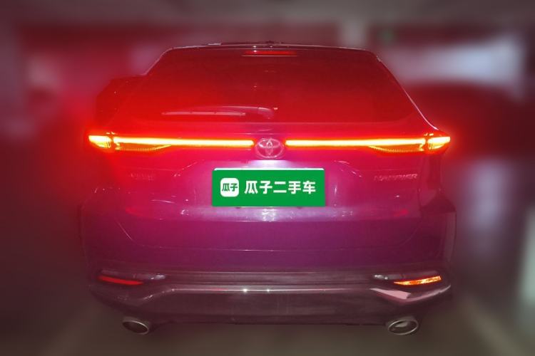 Used Toyota Harrier 2022 2.0L CVT Two-Wheel Drive Luxury Edition
