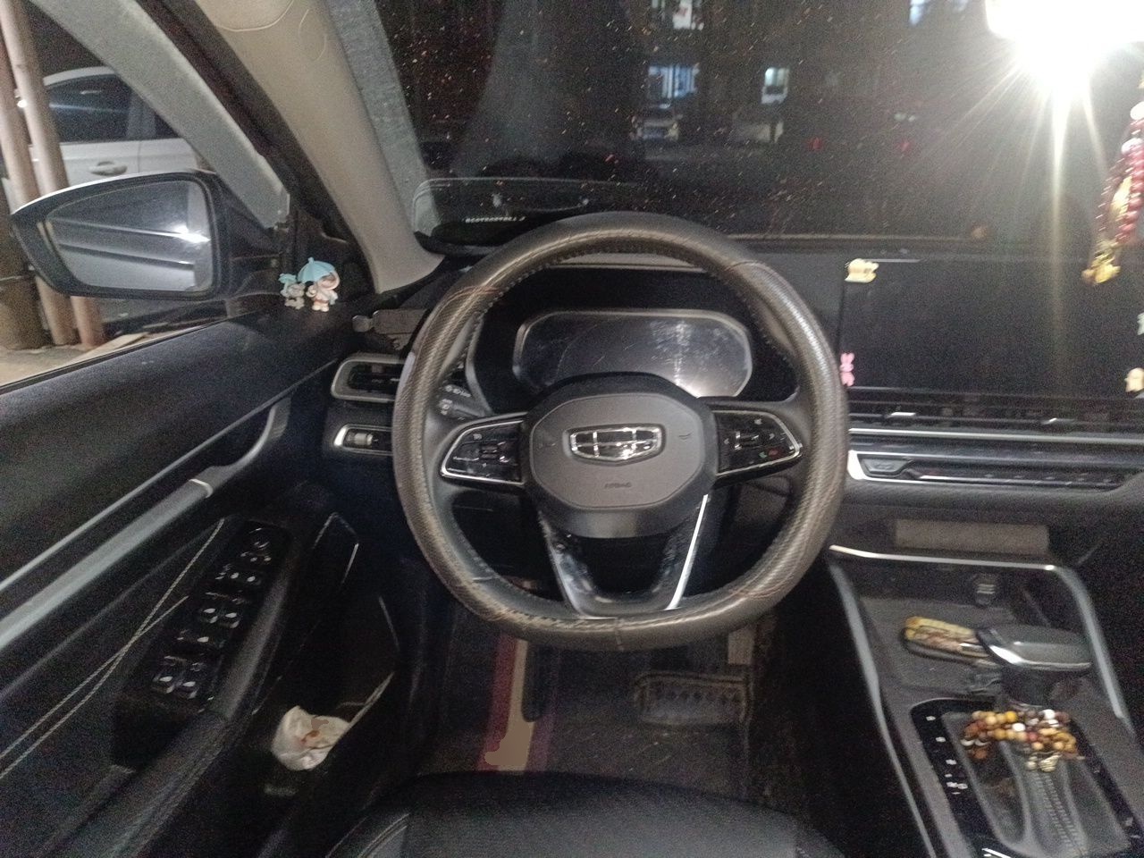 Geely Auto Emgrand 2022 4th Generation 1.5L CVT Luxury Model - Premium — снимка 10