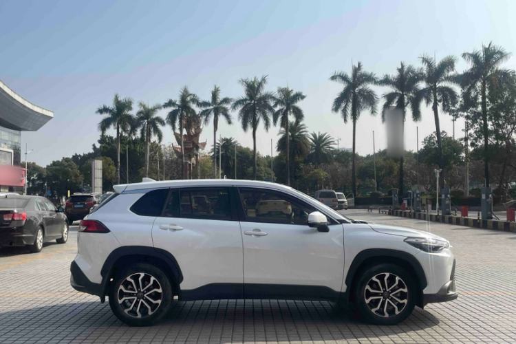 Used Toyota FRONTLANDER 2022 2.0L CVT Luxury Edition