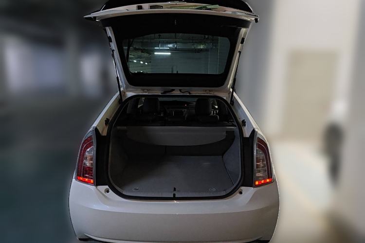 Used Toyota Prius 2012 1.8L Luxury Advanced Edition Trunk