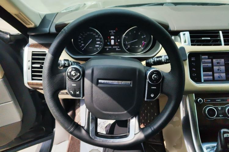 Used Land Rover Range Sport 2014 3.0T V6 Gasoline Version U.S. Specification Steering Wheel