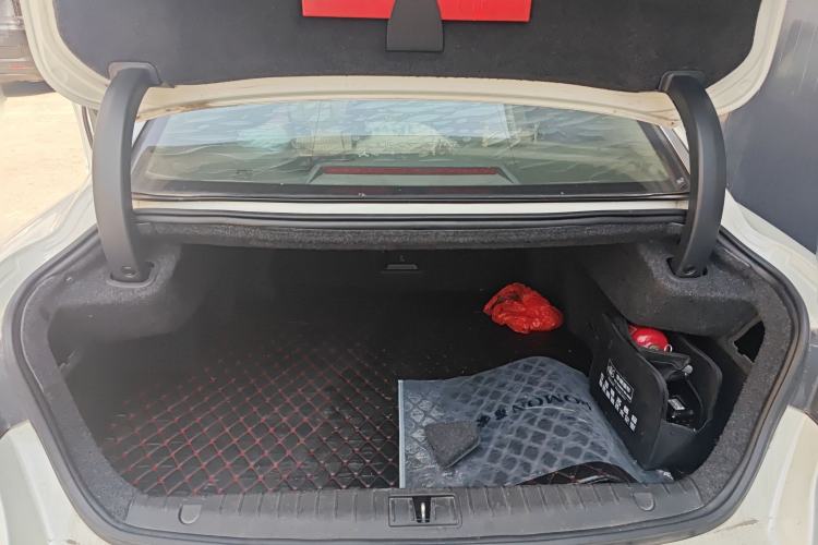 Used Geely Auto Emgrand GT 2016 2.4L Comfort Version