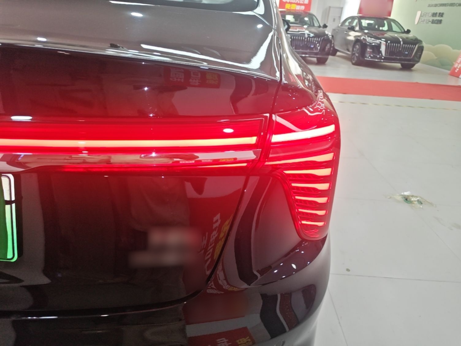 Hongqi H5 PHEV 2025 130 Super Hybrid Version — снимка 9