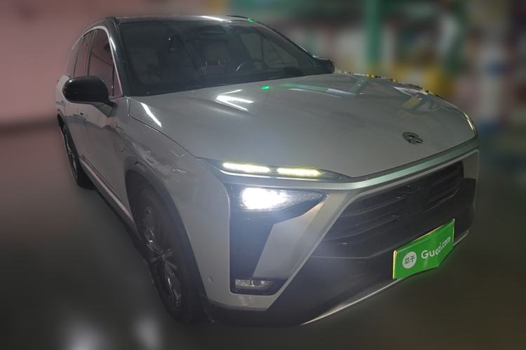 Used Nio ES8 2022 75 kWh Six-Seater Version Front Right 45 Deg