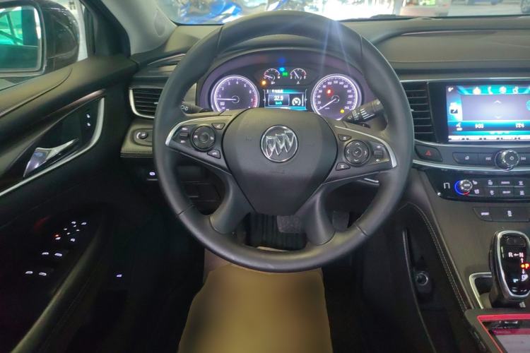 Used Buick LaCrosse 2018 20T Elite Edition
