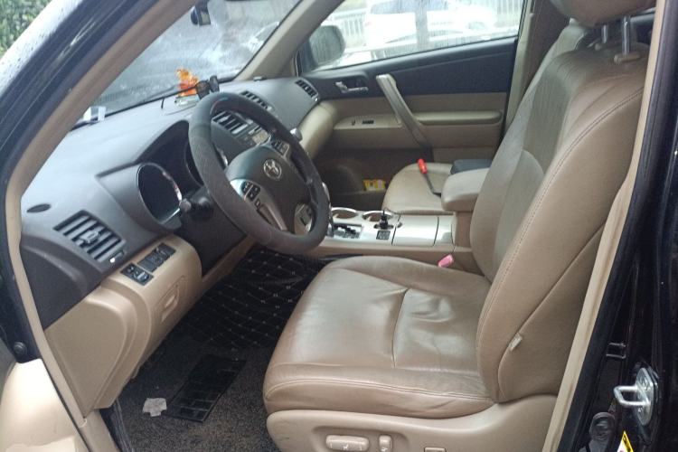 Used Toyota Highlander 2013 2.7L Two-Wheel Drive 7-Seater Zijin Edition