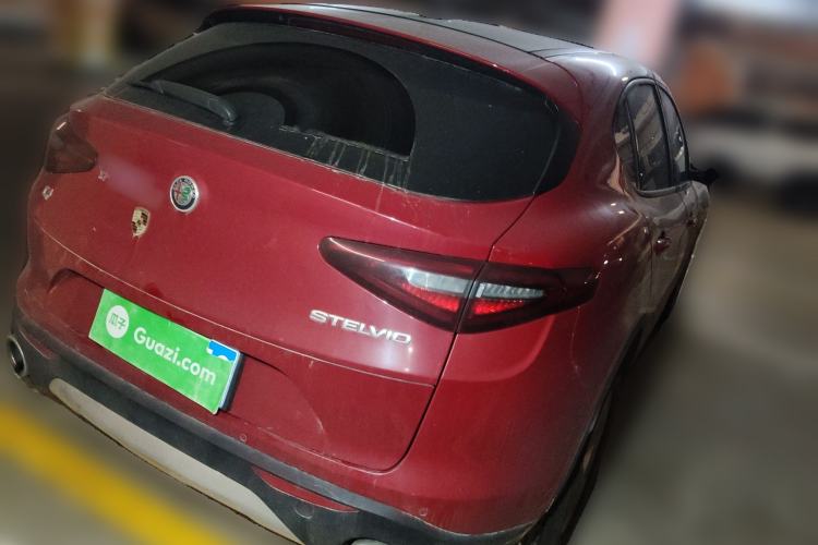 Used Alfa Romeo Stelvio 2017 2.0T 200HP Elite Edition
