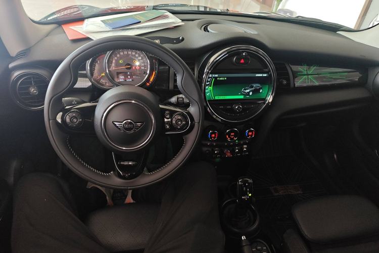 Used MINI MINI 2018 1.5T COOPER Artist