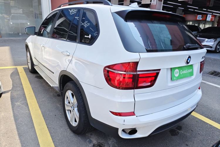 Used BMW X5 2011 xDrive35i Leading Model Rear Left 45 Deg