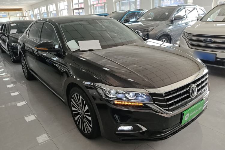 Used Volkswagen Passat 2020 330TSI Luxury Edition China VI