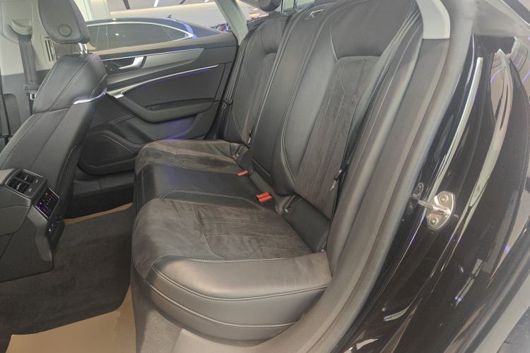 Used Audi A7L 2024 45TFSI S-line Dream-Building Edition Flow Crystal Package