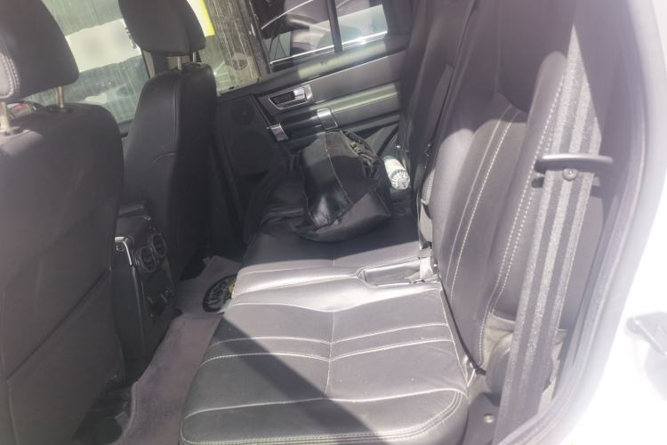 Used Land Rover Discovery 2014 3.0 SC V6 HSE Luxury Left Rear Seat