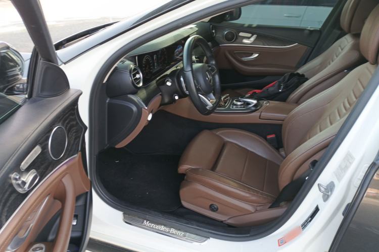 Used Mercedes-Benz E-Class 2018 Facelift E 200 L Sport 4MATIC