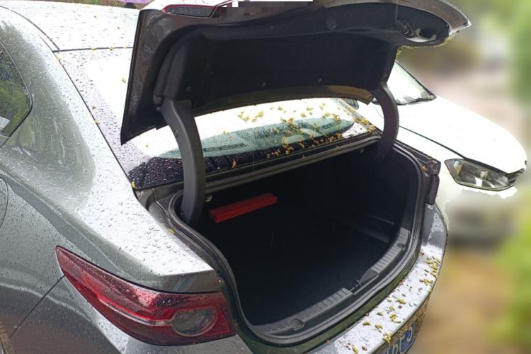 Used Mazda 3 Axela 2021 2.0L Automatic ZhiXuan Edition Trunk