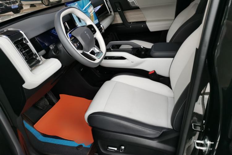 Used iCAR 03 2024 401km Two-Wheel Drive Standard Advanced Version Left Front Seat